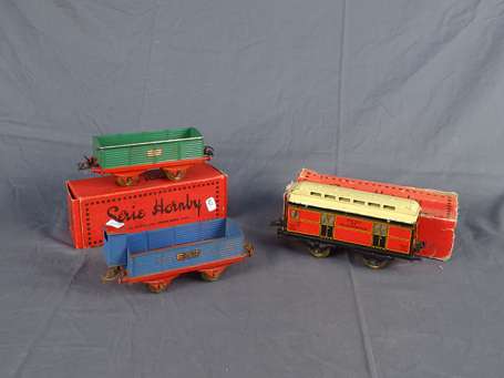 Hornby O - Lot de 3 wagons , état d'usage dans 