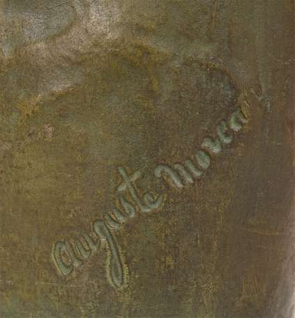 MOREAU Auguste (1834-1917) - Vase balustre en 