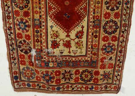 Tapis Melas (chaîne, trame et velours en laine), 