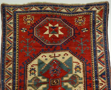 Tapis Kazak (chaîne, trame et velours en laine), 