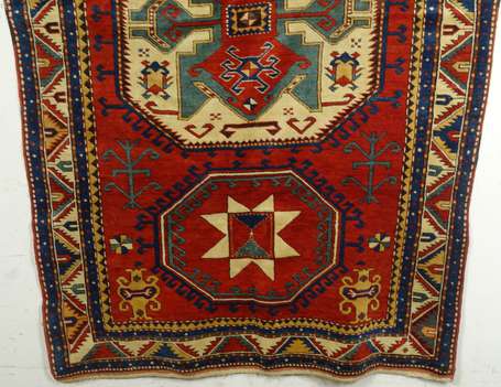 Tapis Kazak (chaîne, trame et velours en laine), 