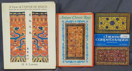 Lot de 3 ouvrages en langue anglaise sur les tapis