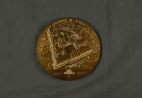 1 médaille en bronze Jacques Denis Antoine 