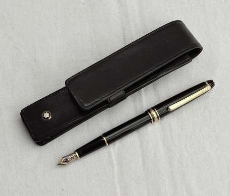 MONTBLANC - Stylo plume Meisterstuck en résine 