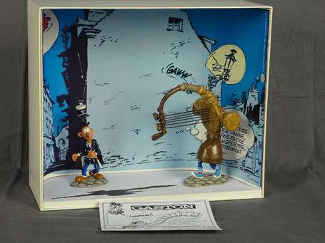 Franquin - Pixi : Gaston portant son gaffophone et