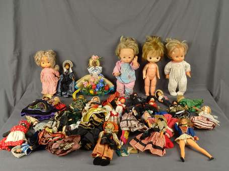 Lot de divers poupée dont fantaisies 