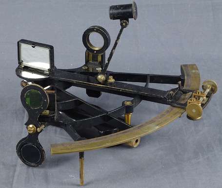 Sextant Lorieux Lepetit N° 5818 en laiton. Dans 