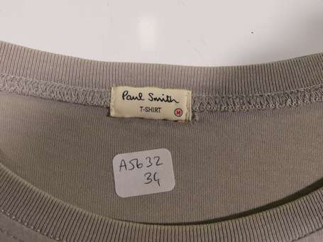 PAUL SMITH - Lot de deux tee-shirts en coton, l'un