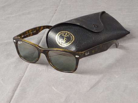 RAY BAN - New Wayfarer - Paire de lunettes de 