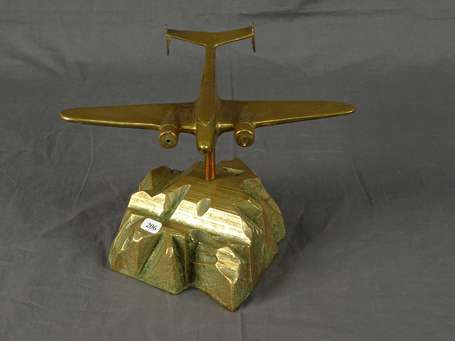 Avion en vol - Sujet en bronze (petit manque)