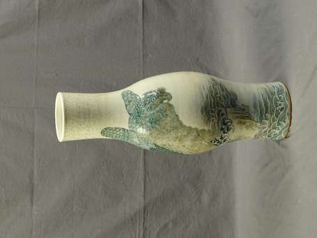 CHINE - Vase à panse renflée en grès porcelaineux 