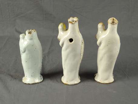 Nevers - Trois statuettes de Vierge d'accouchée 