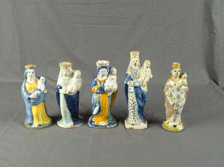 Nevers - Cinq statuettes de Vierge d'accouchée 