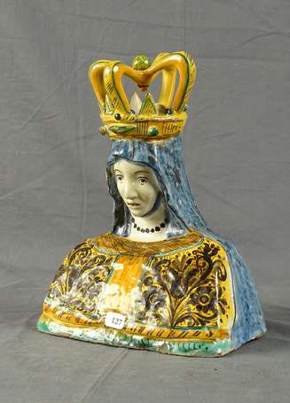 Nevers - Buste de Vierge couronnée en faïence, à 