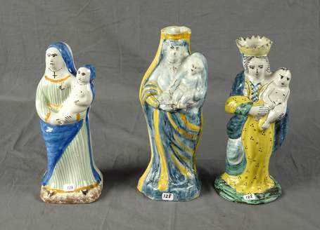 Nevers - Trois statuettes de Vierge d'accouchée 