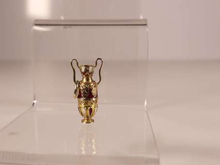 Pendentif amphore émaillé en or jaune 14K 