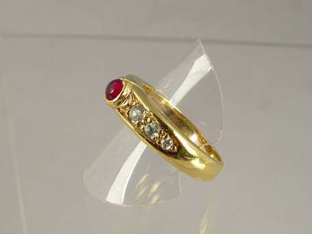 Bague en or jaune 18 k (750°/°°) Montée d'un 