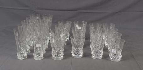 DAUM - Modèle Sorcy - Six verres à eau, neuf 