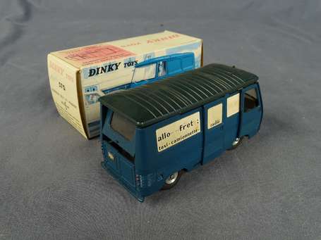 Dinky toys-Peugeot J7 