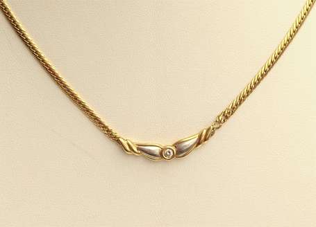 Collier en or jaune 18K (750°/00), la maille 