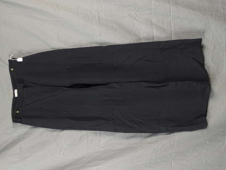 HERMES - Pantalon large en soie noire. T. 38 sur 
