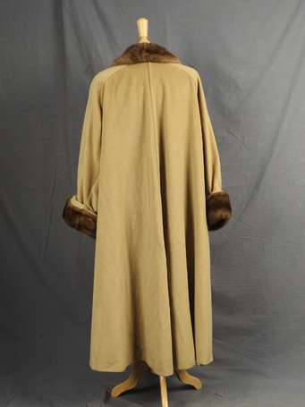MAX MARA - Manteau long en laine vierge et 