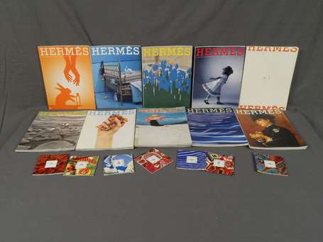 HERMES - Lot de 11 catalogues Le Monde d'Hermès n°