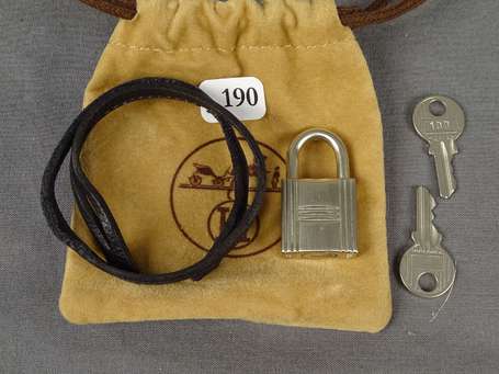 HERMES - Cadenas de sac modèle Kelly n°100 en 