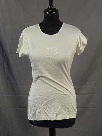 HERMES - Lot de deux tee-shirts en coton brodés, 