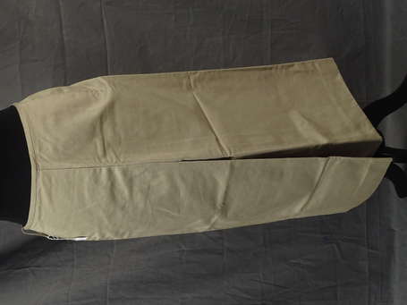 HERMES - Jupe longue en lin et coton mastic, deux 