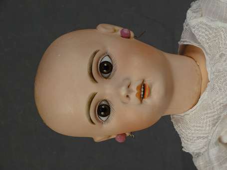Ancienne poupée Jumeau début, XXème siècle, tête en porcelaine, hauteur 75 cm - Label Emmaüs