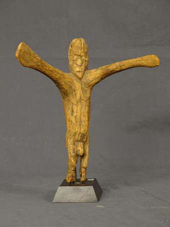 Très ancienne statuette votive en bois dur érodé 