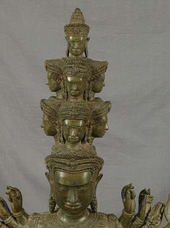 THAILANDE NORD - Bouddha aux vingt bras et aux 