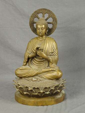 INDE - Bouddha, sur un socle lotiforme. H. 26 cm, 