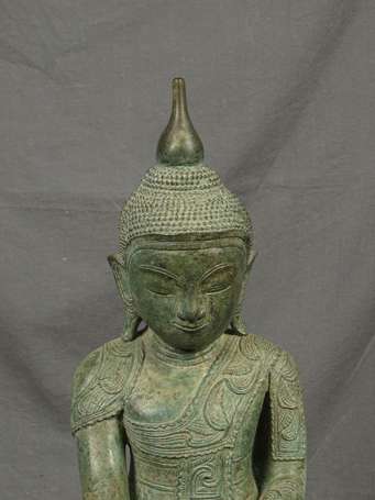 BIRMANIE - Bouddha en bronze assis en vajrasana, 