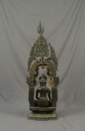 THAILANDE - Bouddha assis en bronze prenant la 