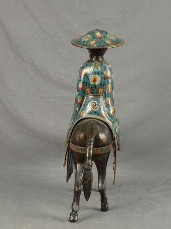 JAPON - Toba sur sa mule. Sujet en bronze et émaux