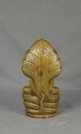 ASIE DU SUD EST - Bouddha en bronze reposant sur 