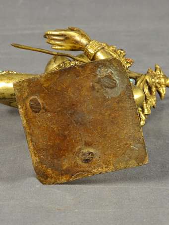 TIBET - Statuette de divinité en bronze doré 