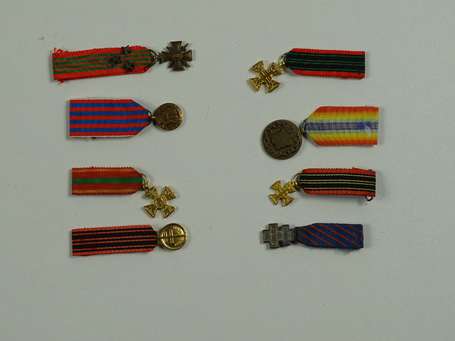 Mini-lot de 8 médailles militaire 39-45