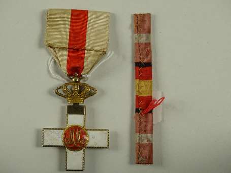 ETR - Espagne - Croix rouge 1926/1931 avec 