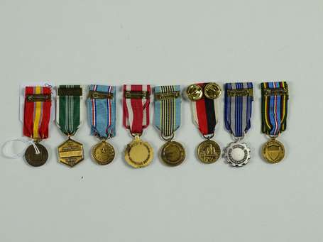 ETR - Etats Unis - 8 médailles miniatures