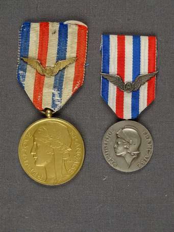 Civ - 2 médailles du travail aéronautique (modèle 