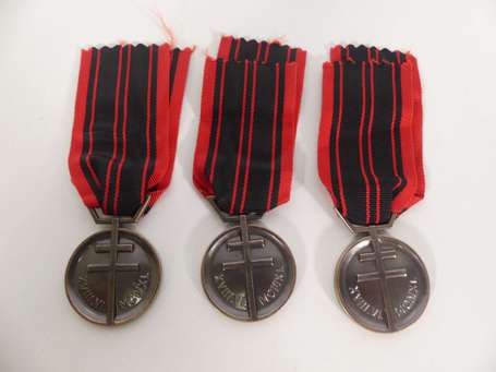 Mil - 3 médailles de la résistance - état neuf