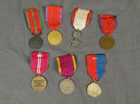 Civ - Lot de 7 médailles civiles dont prestige 