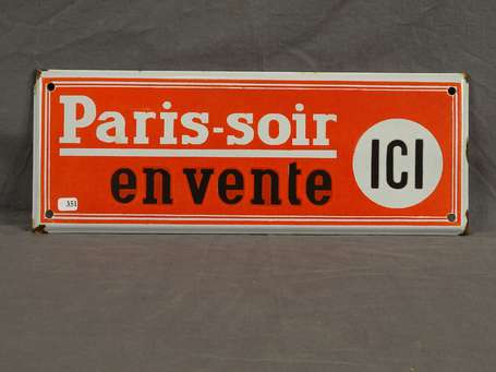 PARIS-SOIR : Bandeau émaillé à chanfreins. 41,5 x 