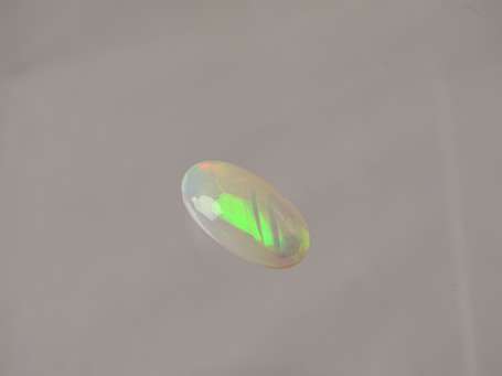 Cabochon d'opale 3,31 carats