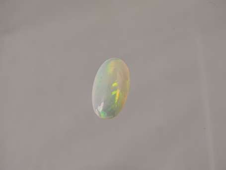 Cabochon d'opale 3,31 carats