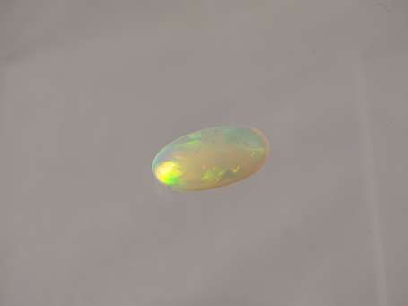 Cabochon d'opale 3,31 carats