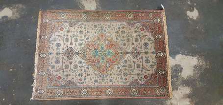 Tapis Pakistanais (chaîne, trame et velours en 